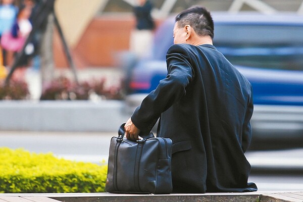 面對退休年齡愈來愈接近，該怎麼提前做好準備？圖／聯合報系資料照片 