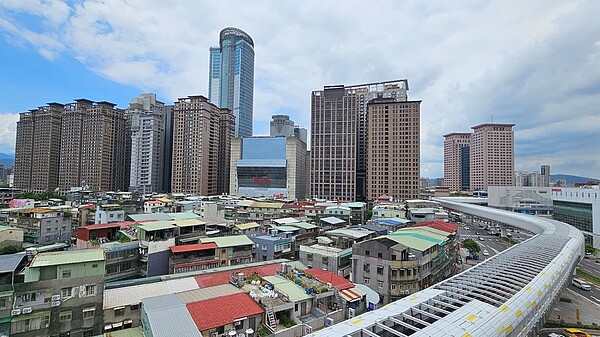 永慶房產集團統計台北捷運各站點近一年的房市交易狀況，位於板橋的府中站是雙北捷運中，總價千萬元以下住宅交易量最多的站點。房市示意圖／永慶房屋提供