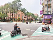 新莊中平幸福路口　試辦行人優先時相