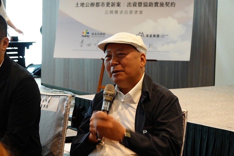 ▼漢皇集團董事長孫正乾認為永和新案單價遲早破百萬元。（圖／東森財經新聞張琬聆攝）