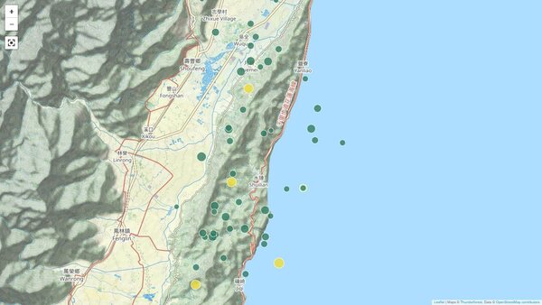 今天凌晨截至上午6點總計已有83起地震，顯著有感地震45個，小區域地震38個。圖／取自氣象署網站