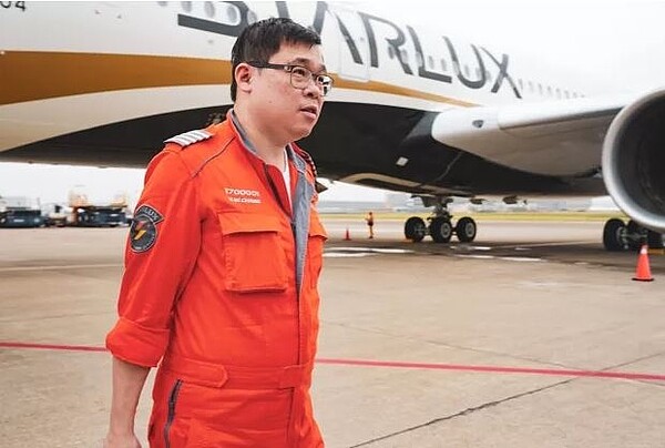 律師林文鵬22日下午向台北地檢署控告,長榮海運(2603)董事張國華、柯麗卿等涉嫌證交法內線交易。此舉被視為,長榮海運小股東上個月控告全體董事涉嫌背信後,再一波新攻。圖為星宇航空董事長張國煒/星宇航空提供