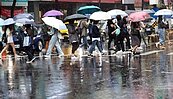今起慎防雷雨突襲！「這兩天」雨勢最猛烈　專家示警中南部
