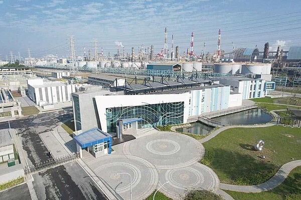 高雄臨海再生水廠。圖/內政部提供