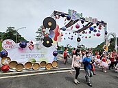 土城飄下「5月雪」　新北桐花祭今登場