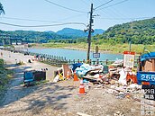 新店青潭遭汙染　市府挨批處理慢半拍