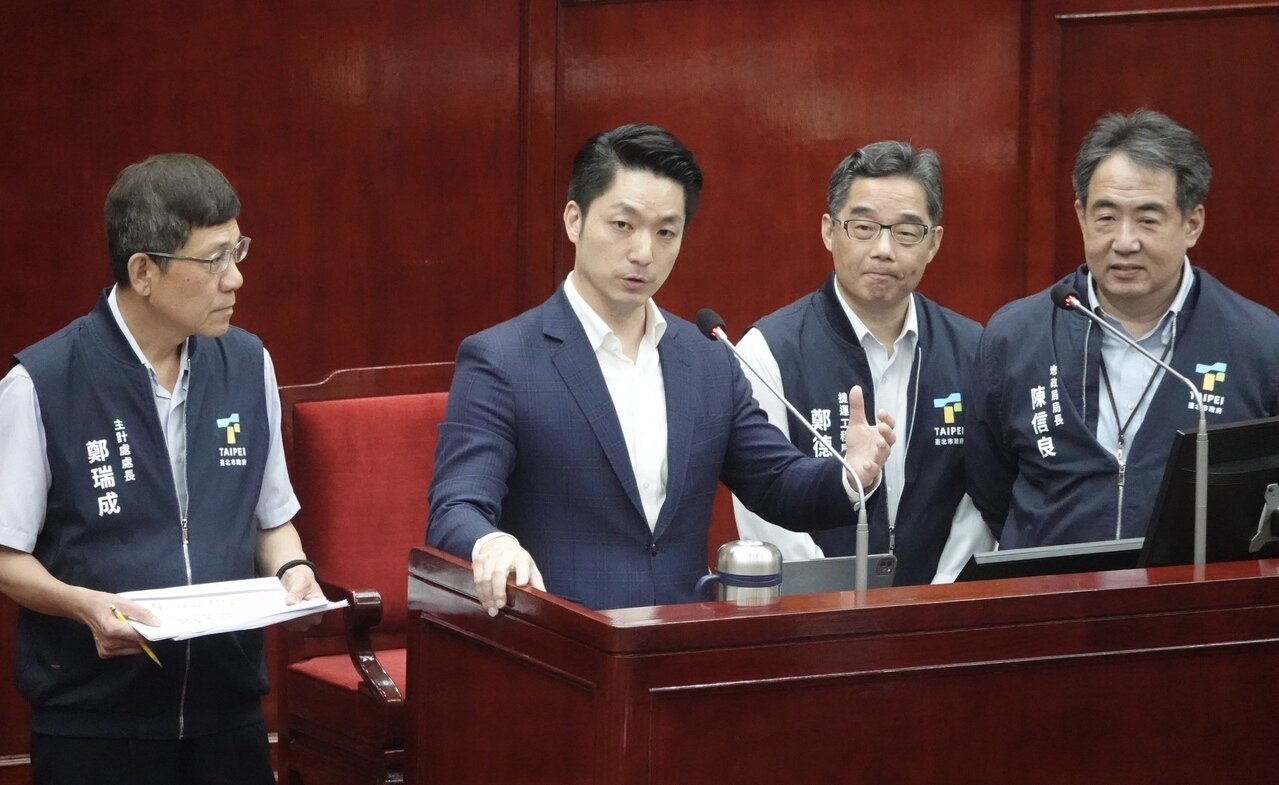 台北市長蔣萬安(左二)。記者曾吉松/攝影