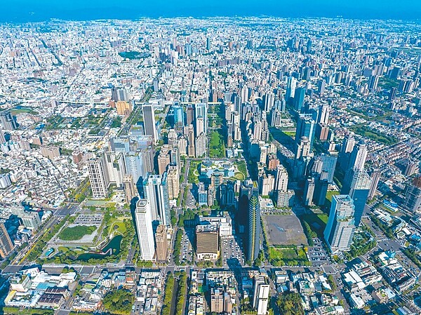 台中七期陸續出現總銷逾百億的中小坪數豪宅案搶巿。(遠雄房產提供/王莫昀台北傳真)