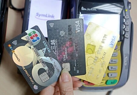 5月報稅月,銀行業者觀察,高資產客戶將資金調度發揮最大功用,善用刷卡分期0利率。圖∕本報資料照片