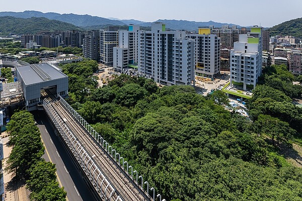 適用「租金分級」新制! 開箱實品屋「新北最大社會住宅」就在捷運旁 新北三峽國光二期社會住宅鄰近捷運三鶯線。圖/新北市政府提供