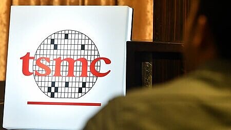 台積電調高並配發今年第一季現金股利達4元,是繼4月營收報喜後、再給市場又一次驚喜。圖∕本報資料照片