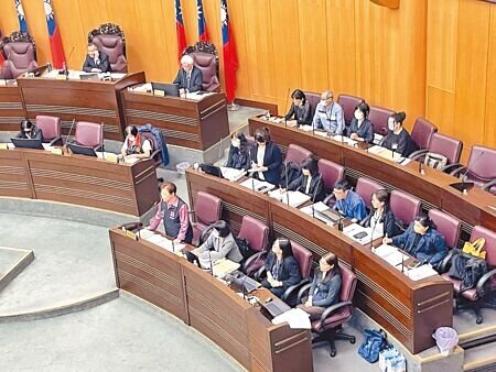 桃園市府已通過「桃園市建設公債自治條例」,預計將於6月提交議會審議。(姜霏攝)