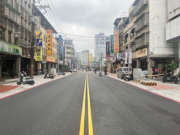 土城中央路3段搶先完工。圖／新北市府提供