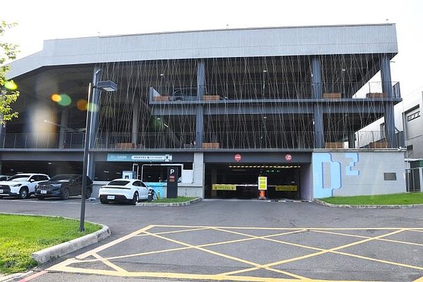 台南沙崙綠能科學城添電動車充電專區。圖/台南市經發局提供