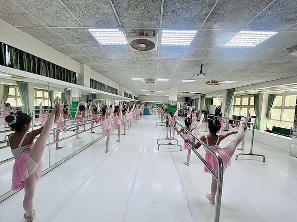 民富舞蹈教室。圖/新竹教育局提供