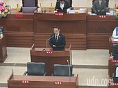 未按圖施工！竹市西大路地下道害騎士慘摔　廠商將刨除重鋪