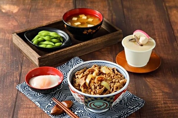 吉野家以牛丼為招牌特色。圖/愛合購提供