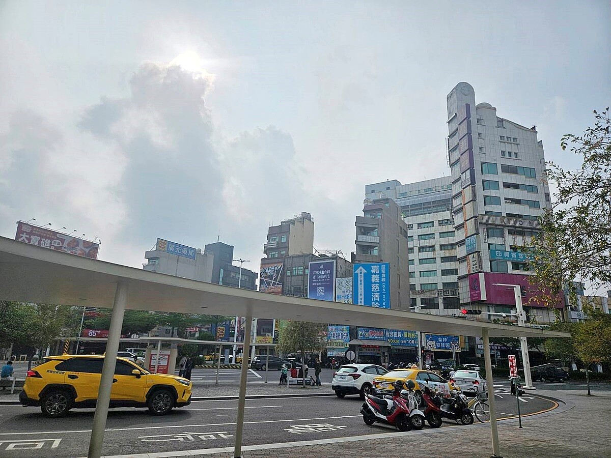 江智玄店東表示,嘉義市預計10年後將迎來一波「超大換屋潮」,因此新屋供給量相當重要。圖/好房網News記者林和謙/攝