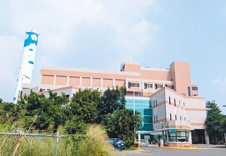 
嘉市現有湖子內垃圾焚化廠營運已25年，市府要汰舊換新，正規劃建新廠提高垃圾處理效能。（廖素慧攝）
