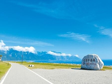 
七星潭風景區是熱門旅遊景點。(羅亦攝）
