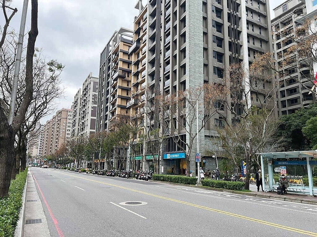 行政中心生活圈是淡海新市鎮的蛋黃區,生活機能完整。圖/永慶不動產淡水新市國小加盟店提供