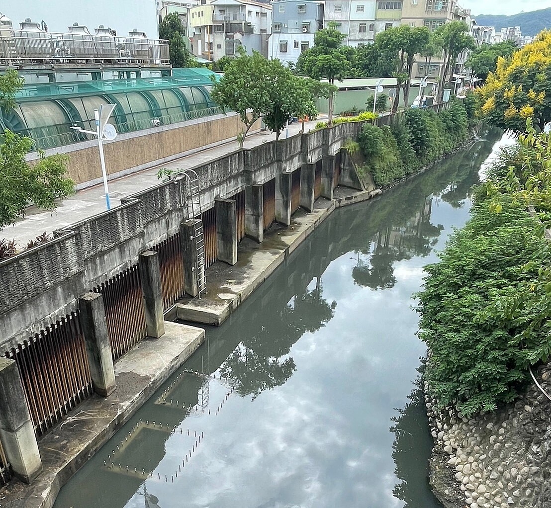 新莊區潭底溝抽水站預計10月19日起進行渠底整理。圖／新北市政府提供