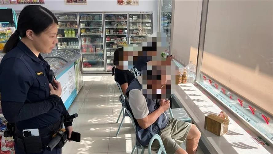 彰化市85歲林姓老翁在網路結識自稱住香港的「袁倩」女子,要他到超商寄SIM卡供她來台使用,幸好超商店員察覺有異通知警方,避免他成為詐騙人頭。(圖/警方提供)