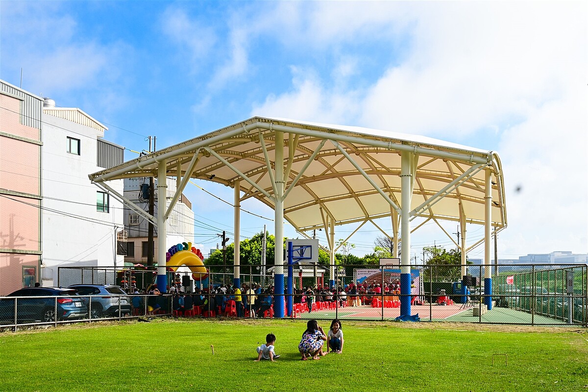 蘆竹區海寧公園天幕啟用。圖／桃園市政府提供