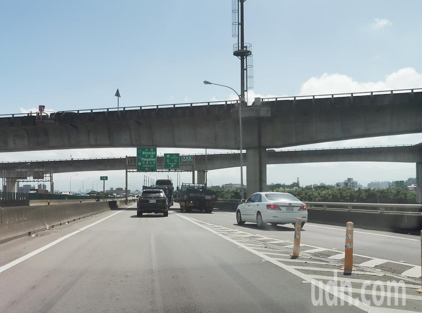 國3下大溪南出平面車道與上國3南下交會危險，網指與台66匝道匯國1北上交會（見圖）危險相同。記者曾增勳／攝影 