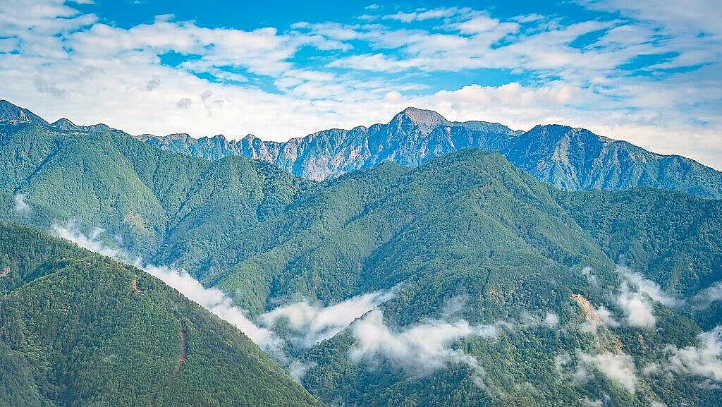 參山風景迷人，擁有山巒、峽谷、曲流等獨特景致。圖／參山風景管理處提供