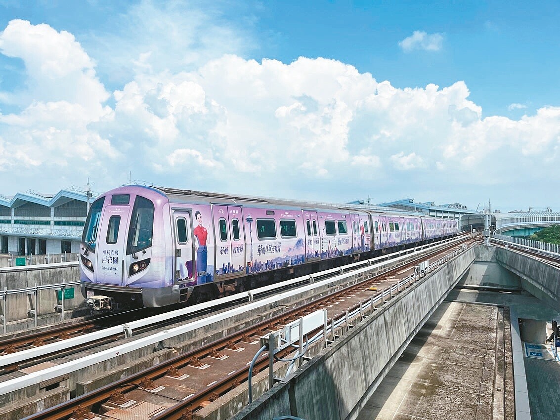 機捷採購新列車因車載號誌系統設備停產卡關,桃捷詢問多家廠商仍無解。記者陳俊智/攝影