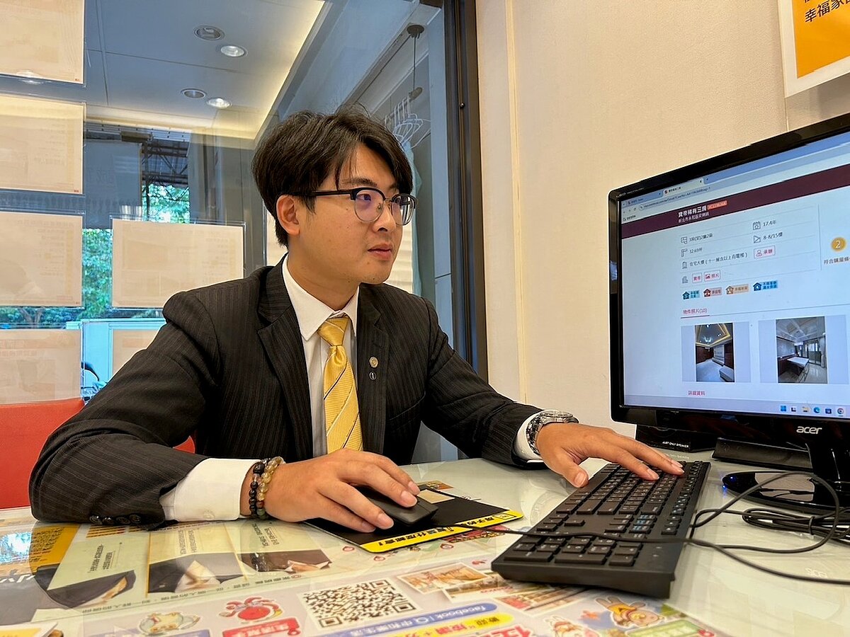 永慶房屋林奕達經紀人誠實揭露「假行情真低賣」坑騙手法，幫助屋主挽回200萬元房價。圖／永慶房產集團提供