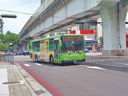 
台中市府施鐵腕持續公車大執法，希望能提升公車服務品質。（陳淑娥攝）
