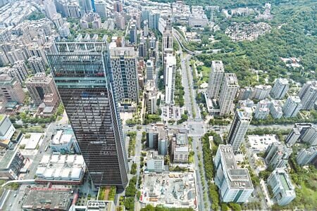 台經院25日公布9月營建業營業氣候測驗點為101.21點,較8月一口氣下降6.22點。圖為大台北地區俯視圖。(本報系資料照片)