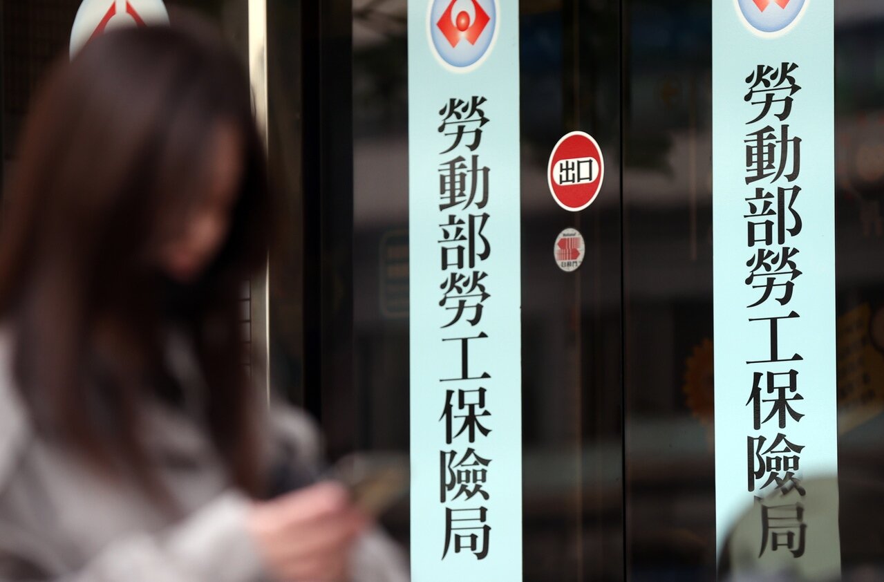 近年因政府大力撥補及勞保基金績效轉佳，預期勞保破產年限將由2028年大限，再度延後。圖／聯合報系資料照片 