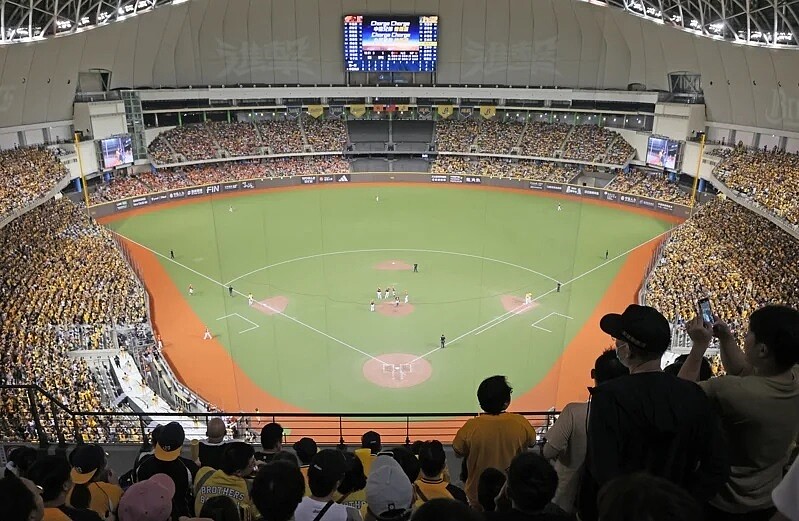 體育局給遠雄台北大巨蛋漏水修繕期將至,11月1日起若大巨蛋持續漏水,將逐日開罰10萬元,最高可開罰300萬。體育局表示,大巨蛋下一次公開賽程是11月2日,若發生漏水將直接開罰20萬元,直至罰滿300萬元為止。圖/聯合報系資料照