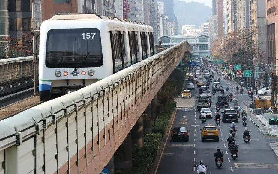 因應颱風來臨,台北捷運文湖線、淡水信義線、松山新店線、板南線及中和新蘆線班距約12分鐘,南勢角站-大橋頭站等重疊區段約6分鐘。圖/聯合報系資料照