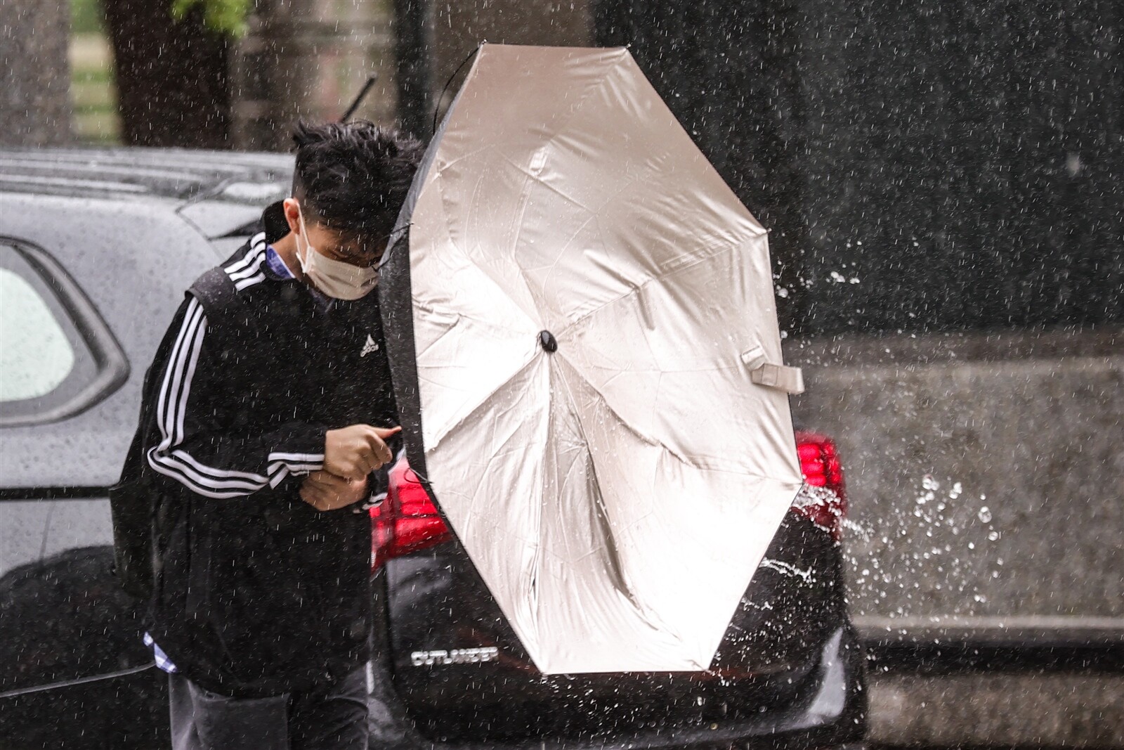 強烈颱風康芮影響台灣，慎防致災性風雨。本報資料照片 