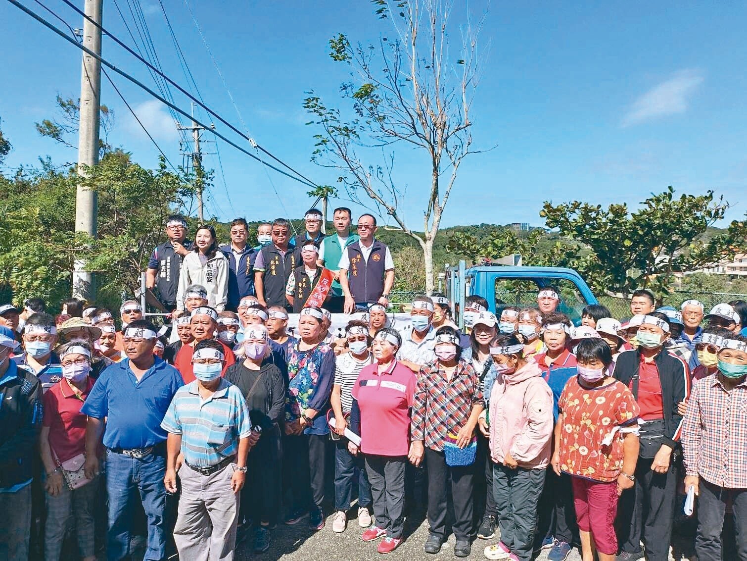 金晶關係企業計畫在苗栗通霄鎮福源里開發矽砂科技園區，遭居民抗議。記者吳傑沐／攝影 