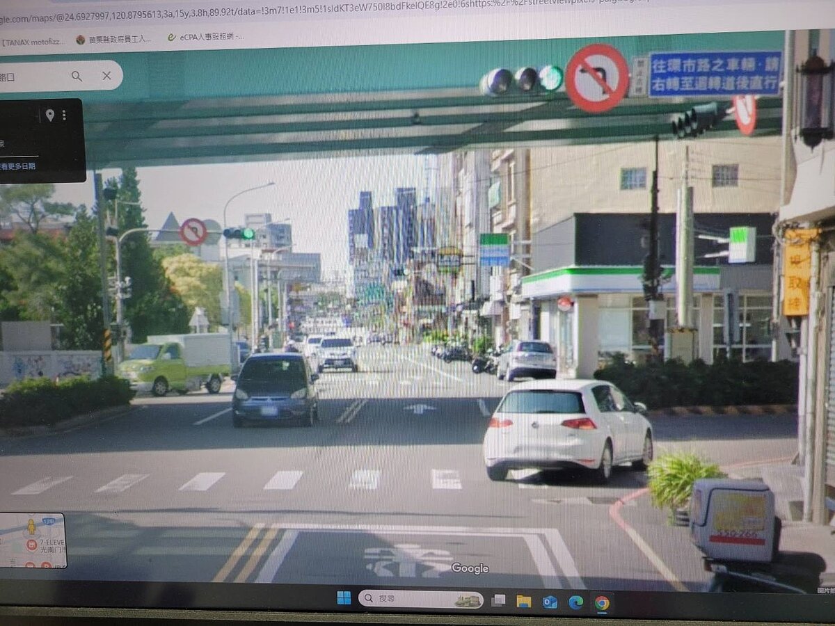 苗栗縣竹南鎮光復路不能直接左轉環市路三段,必須先右轉走迴轉道再直行環市路。圖/苗栗縣警察局提供