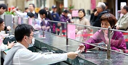 國銀獲利發威,前三季稅前盈餘大賺4,207億元,續創史上同期新高、年增10.3%。圖∕本報資料照片