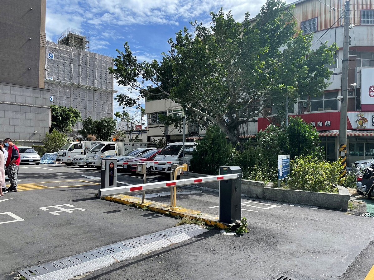 中市府持續盤點市府機關夜間及假日可釋出的停車空間。圖/台中市交通局提供