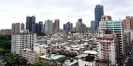 企業置產需求強勁,內科辦公室交易熱。此為房市示意圖。圖∕本報資料照片