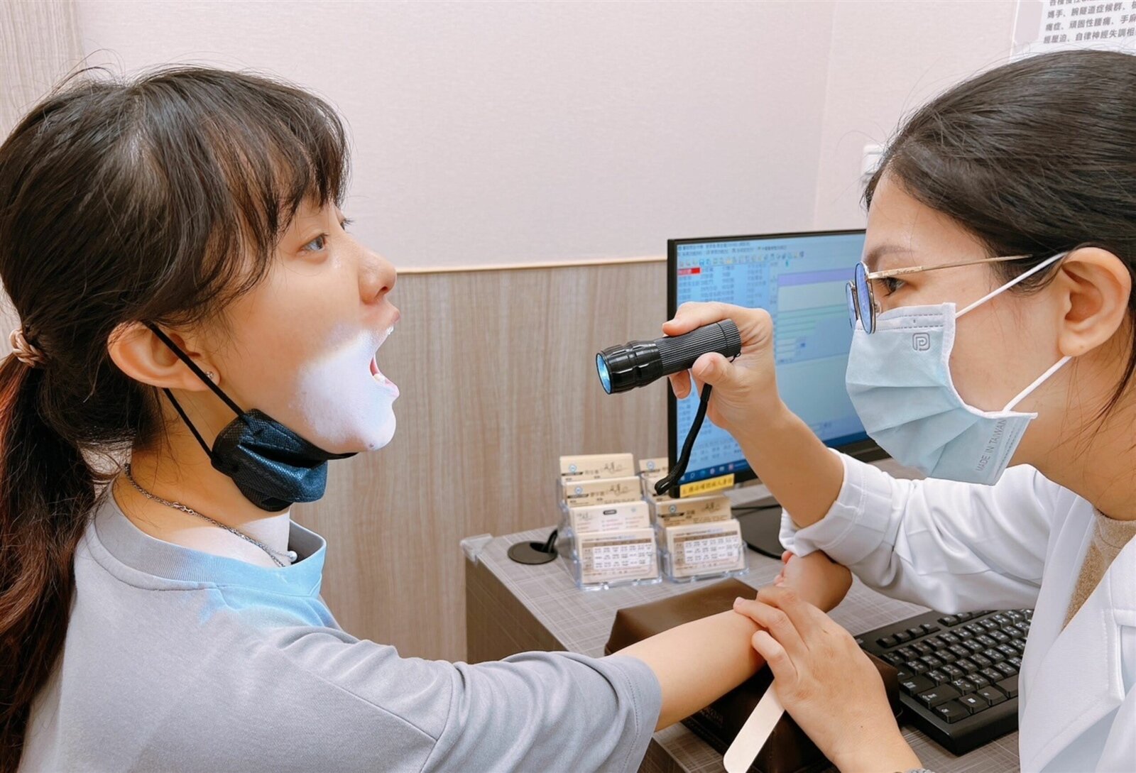 免疫負債效應發威,上呼吸道疾病求診人數急增。圖:風澤中醫提供