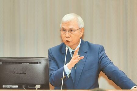 中央銀行總裁楊金龍。(郭吉銓攝)