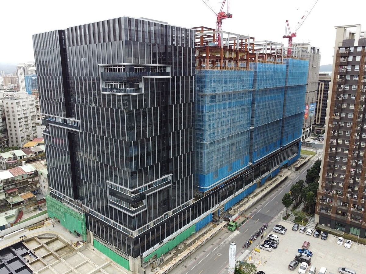 明年「2重劃區」爆交屋潮 銀行貸款恐更難…專家示警:小心違約 永慶房產集團推估板橋區江翠北重劃區2025年將有超過800戶預售交屋量,銀行房貸若緊縮,恐影響區域房市。房市示意圖/永慶房產集團提供