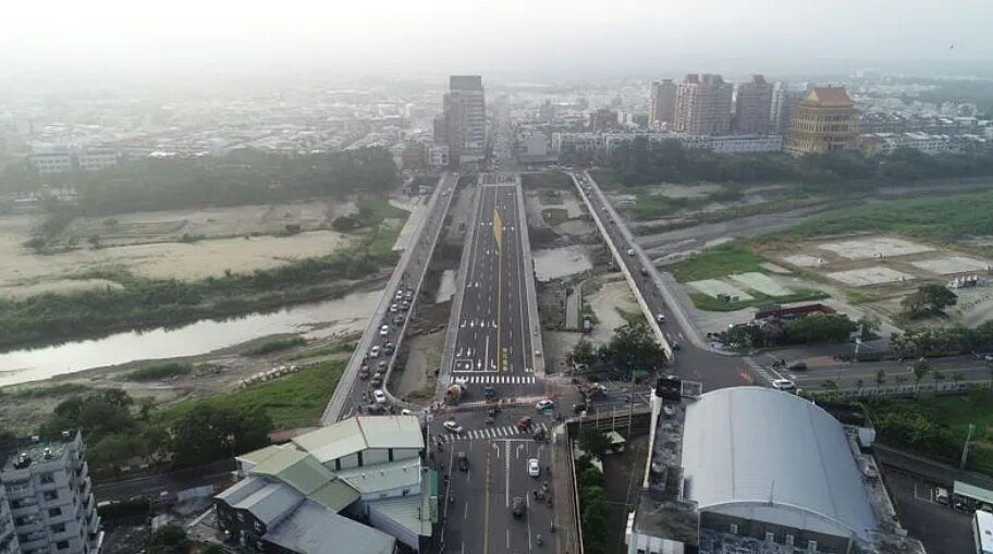 連接嘉義縣市軍輝橋改建竣工,17日上午開放通車 。圖/雲嘉南區養護工程分局提供