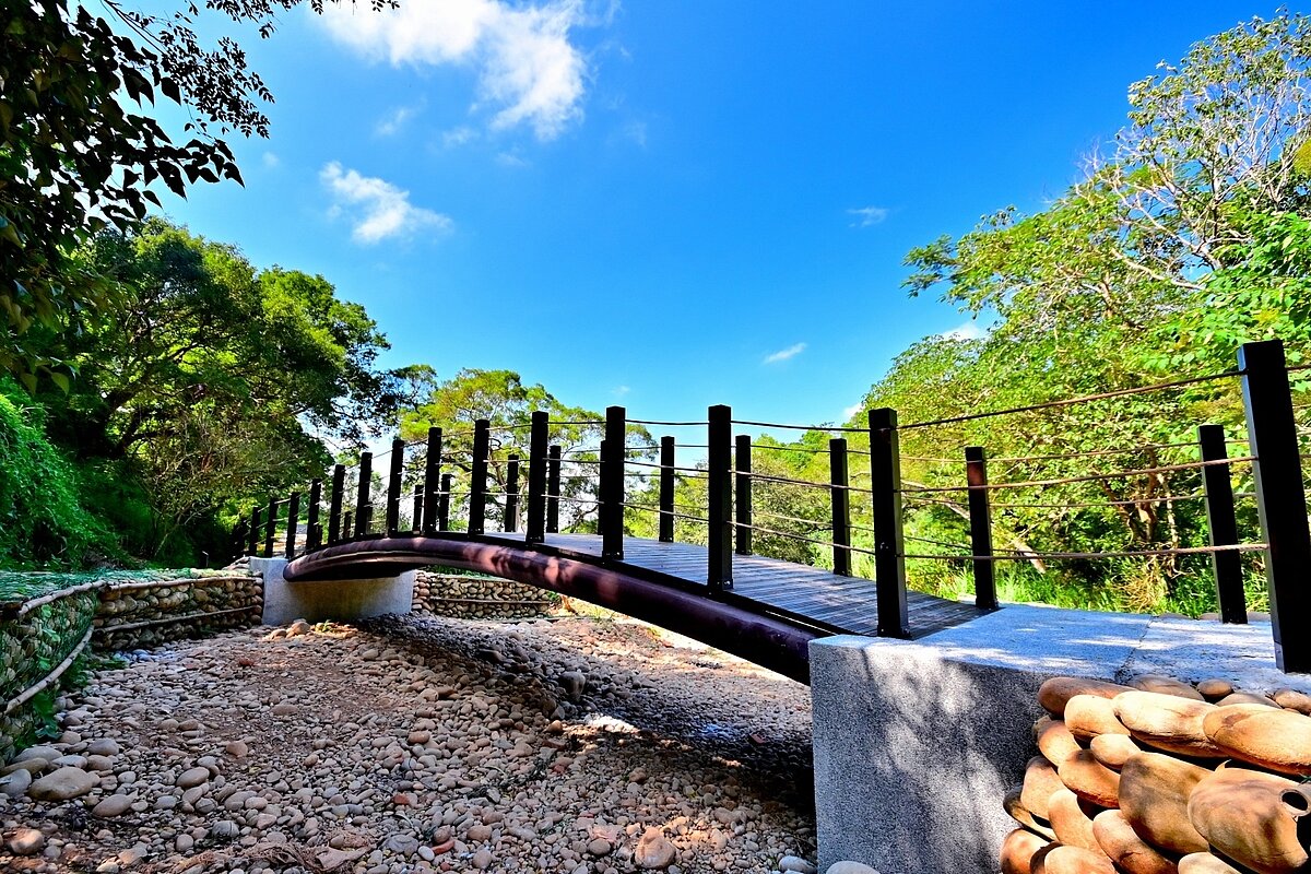 大肚瑞井登山步道跨越橋。圖／台中市觀旅局提供