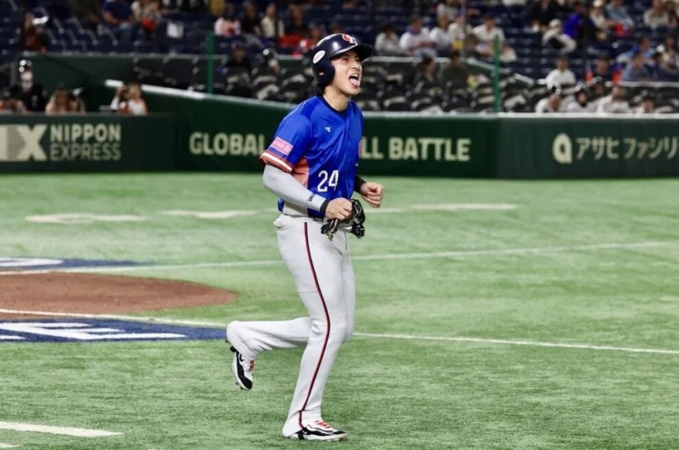 陳傑憲右腳挨觸身球撐了2局後退場,賽後經過治療走路已經沒問題,若可以的話24日想繼續下場。特派記者許正宏/攝影