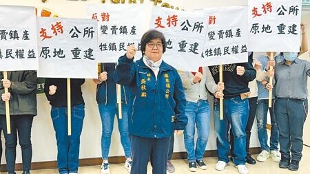 
宜蘭縣羅東鎮長吳秋齡研擬原地重建公所引發爭論，鎮民代表會27日刪除臨時辦公室第2期裝修預算，等同原地重建計畫遭否決。（吳佩蓉攝）
